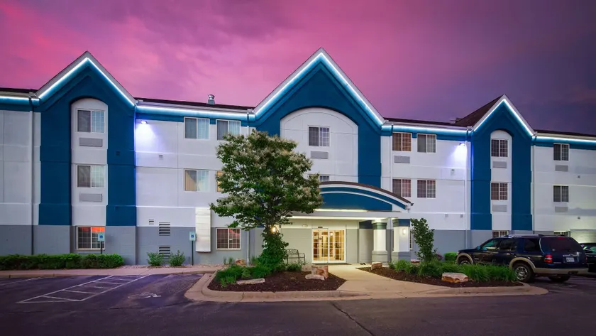 Best Western Plus Wausau-Rothschild Hotel - Image 1