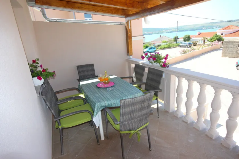 Apartment Rustica with 2 bedrooms - Image 1