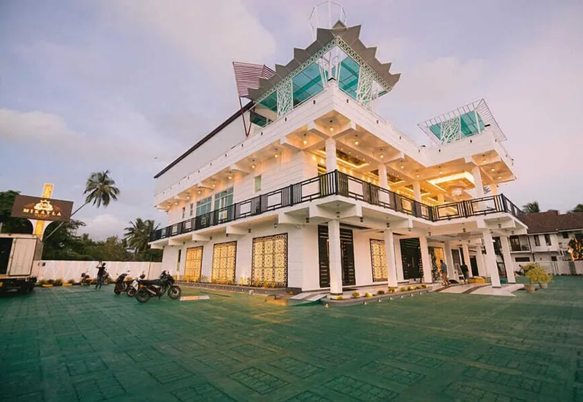 Mikayla Resort - Image 1