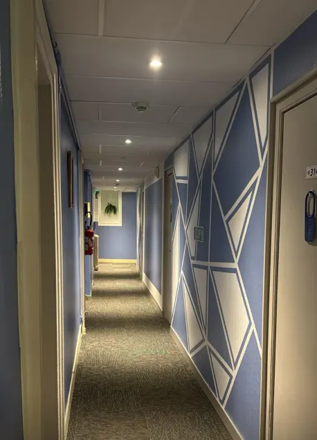 Hôtel L'Univers - Image 1