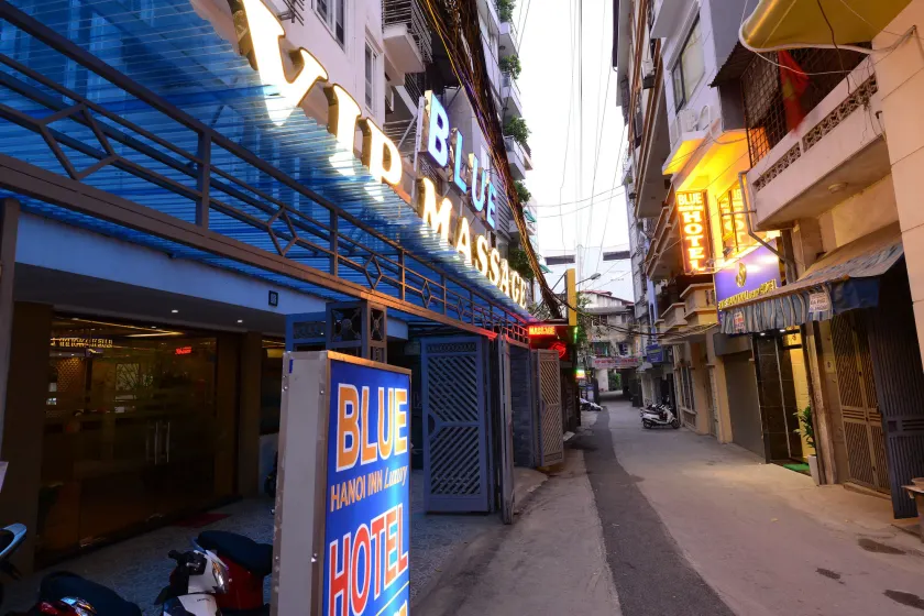 Blue Hanoi Inn Luxury Hotel - Image 1