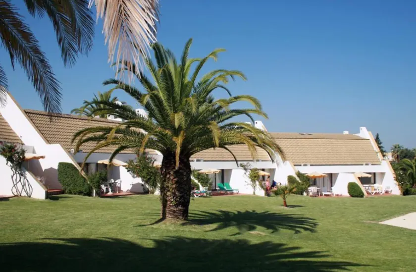 Capitalmoura Mouragolf Village - Image 1