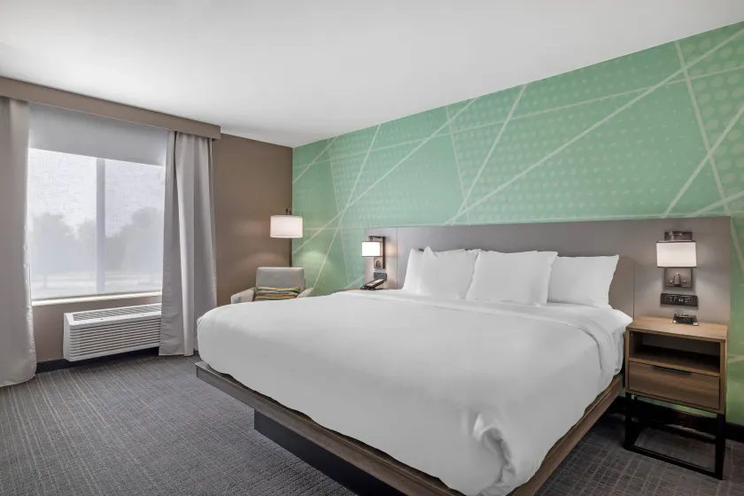 Comfort Inn & Suites Rochester South Mayo Clinic - Image 1