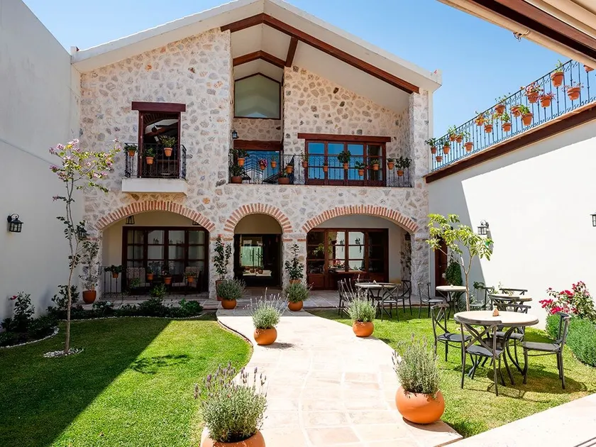 Corazante Boutique Hotel - Image 1