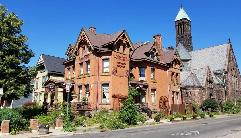 Buffalo Harmony House - Image 1