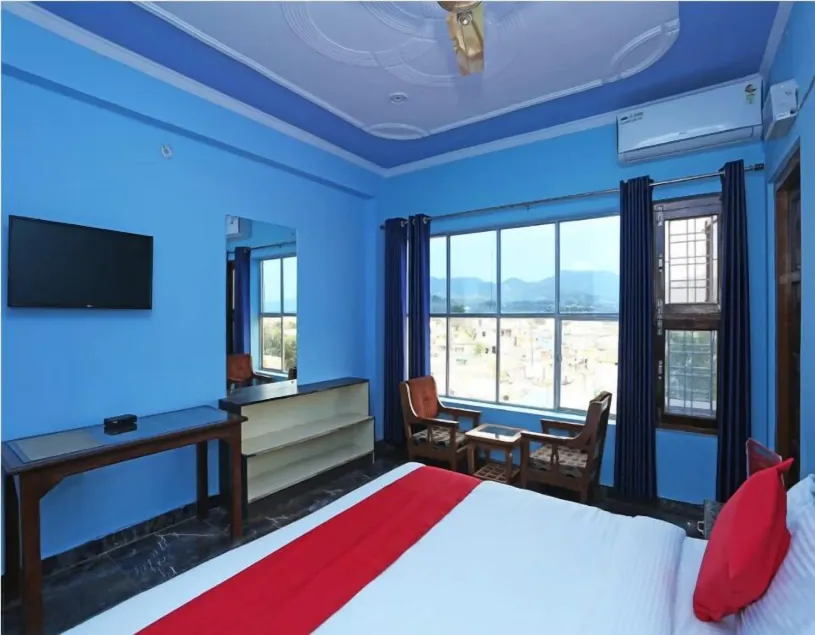 Hotel Sheetal Tower - Image 1