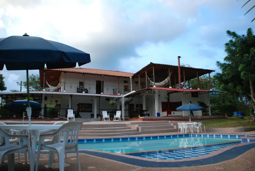 Finca Hotel Andaquies - Image 1