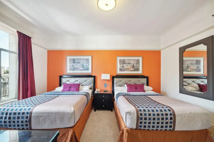Union Square Plaza Hotel - Image 1