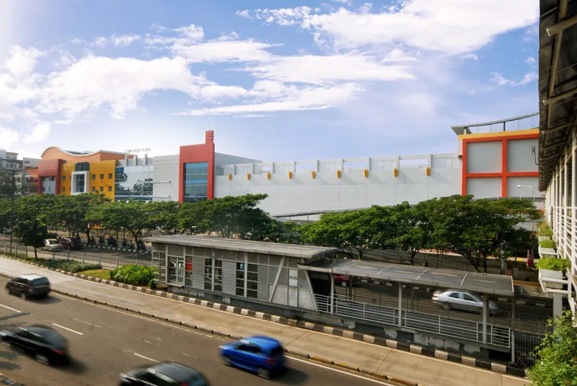 D Arcici Hotel Cempaka Putih - Image 1