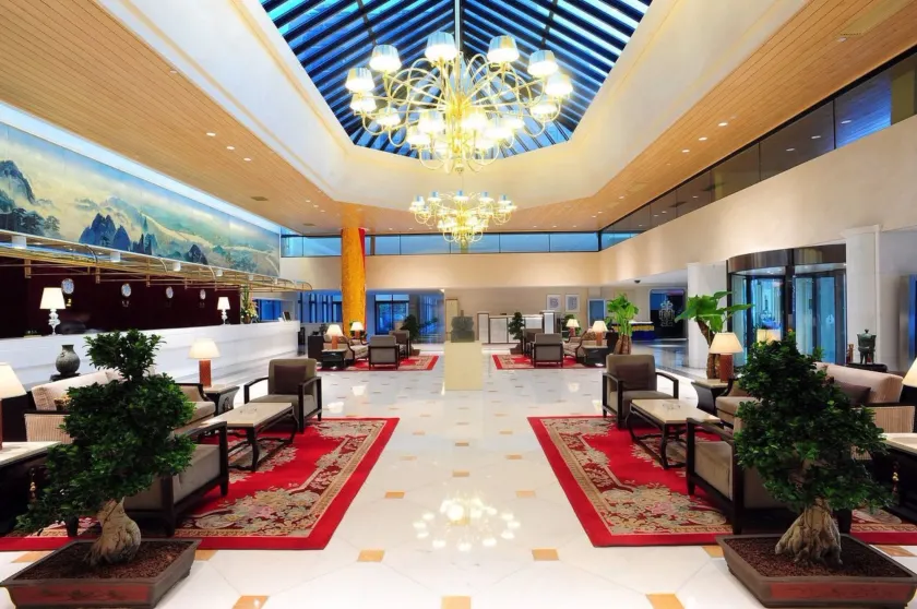 Jianguo Hotel Xi'an - Image 1