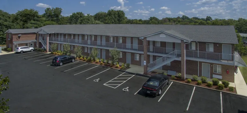 Affordable Suites Concord - Image 1
