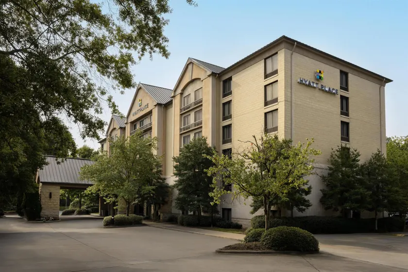 Hyatt Place Charlotte Airport/Lake Pointe - Image 1