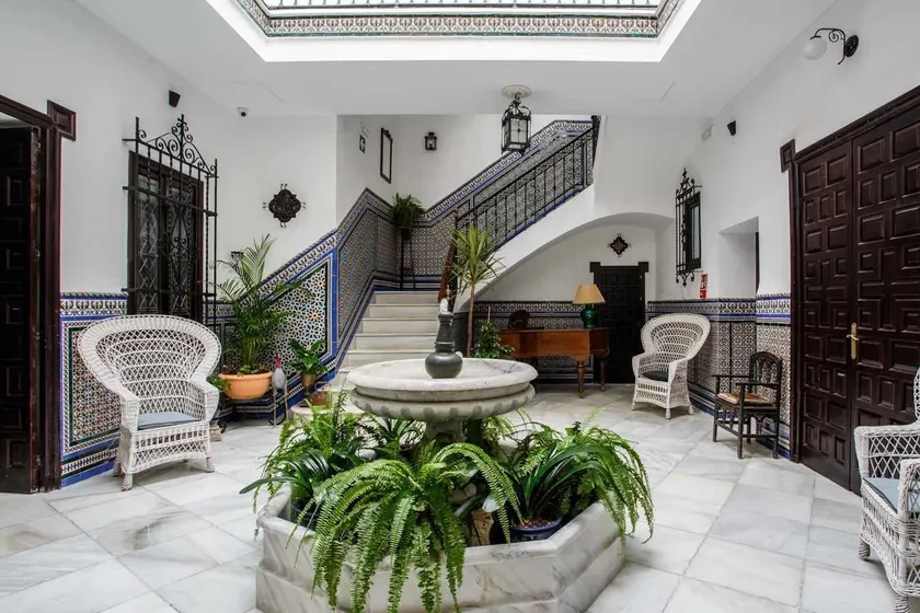 Suites Machado - Image 1
