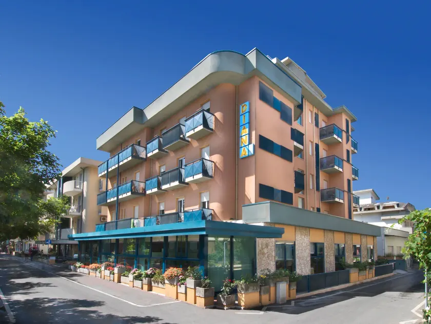 Hotel Diana - Image 1