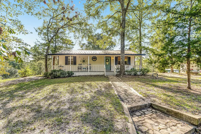 2BR Dog-friendly Home Near Lake w/ Fire Pit - Image 1