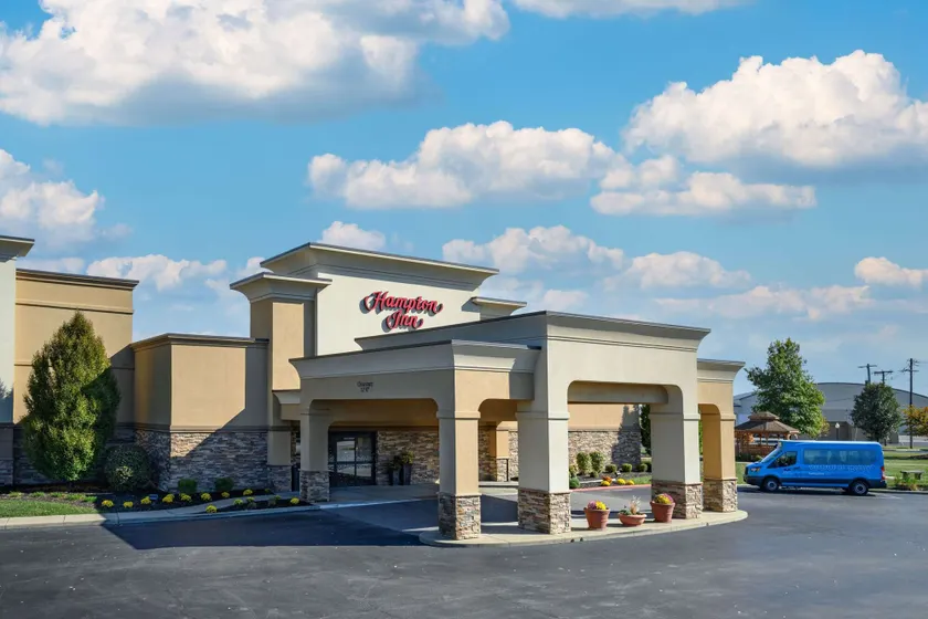 Hampton Inn Evansville/Airport - Image 1