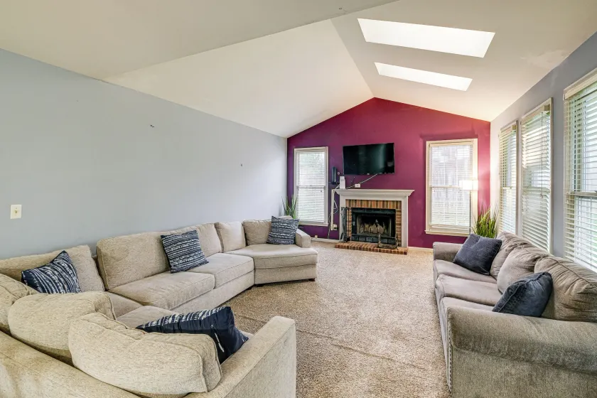 Family Retreat w/ Fenced Yard in Woodbridge! - Image 1