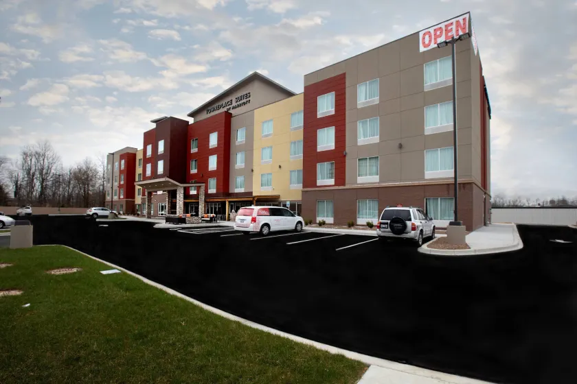 TownePlace Suites by Marriott Louisville Airport - Image 1