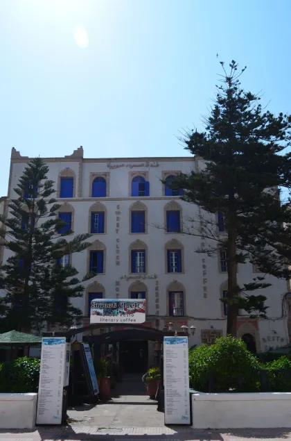 Hotel Sahara - Image 1