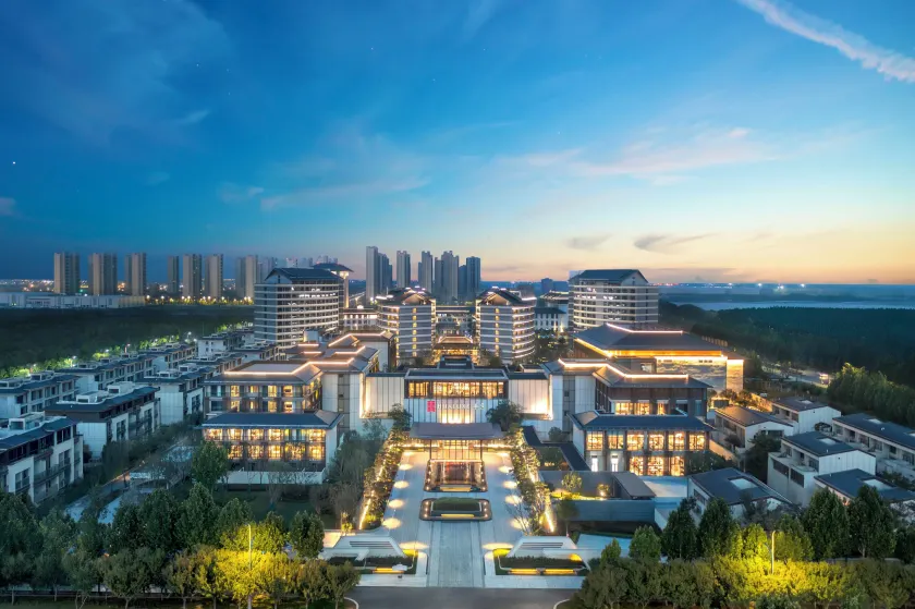 HUALUXE Hotels and Resorts Xianyang - Image 1