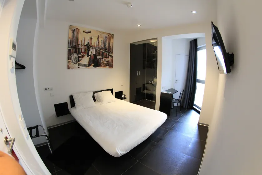 Hotel Grey - Image 1