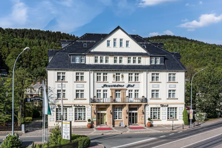 Ringhotel Neustädter Hof - Image 1