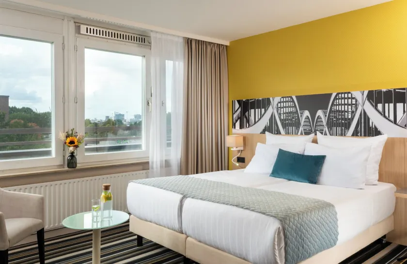 Leonardo Hotel Hamburg Elbbrücken - Image 1
