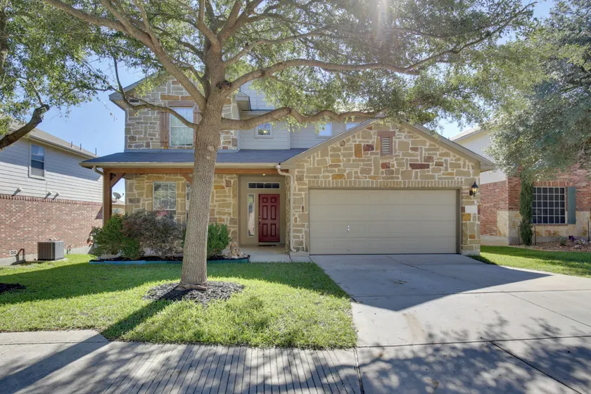 4 Mi to TPC San Antonio: Cozy Getaway w/ Deck! - Image 1