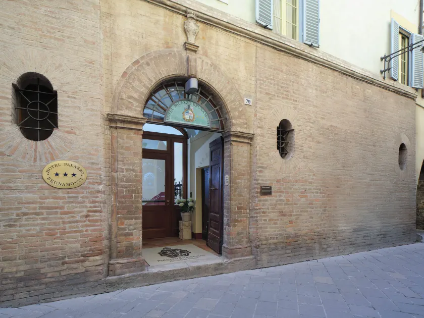 Palazzo Brunamonti Boutique Hotel - Image 1