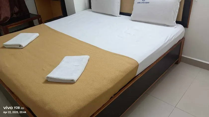 Hotel swagath grand - Room