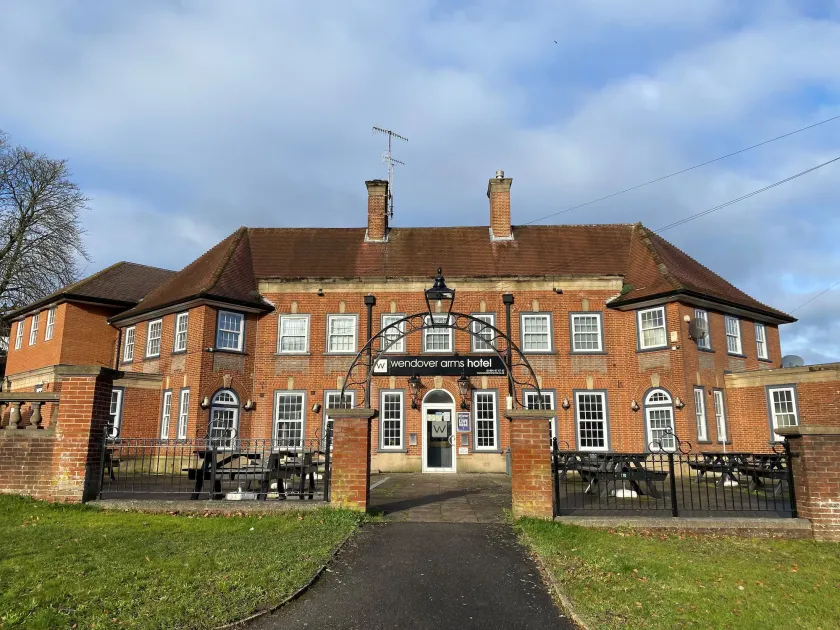 Wendover Arms Hotel - Image 1