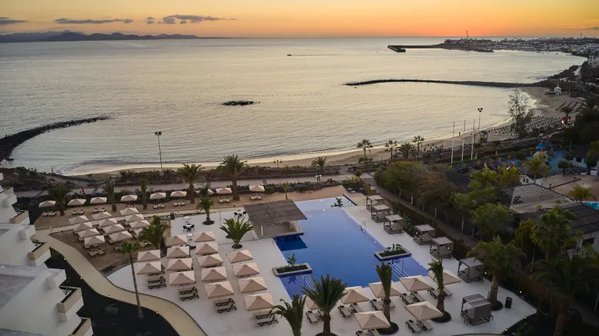 Dreams Lanzarote Playa Dorada Resort & Spa - Image 1