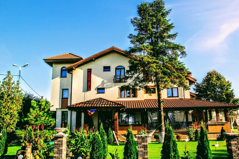Hotel Doi Taurasi - Image 1