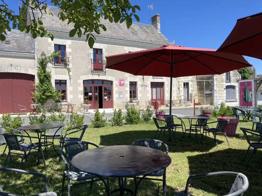 Logis Auberge de Crissay - Image 1