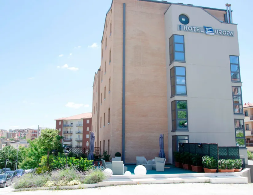 Hotel Europa - Image 1