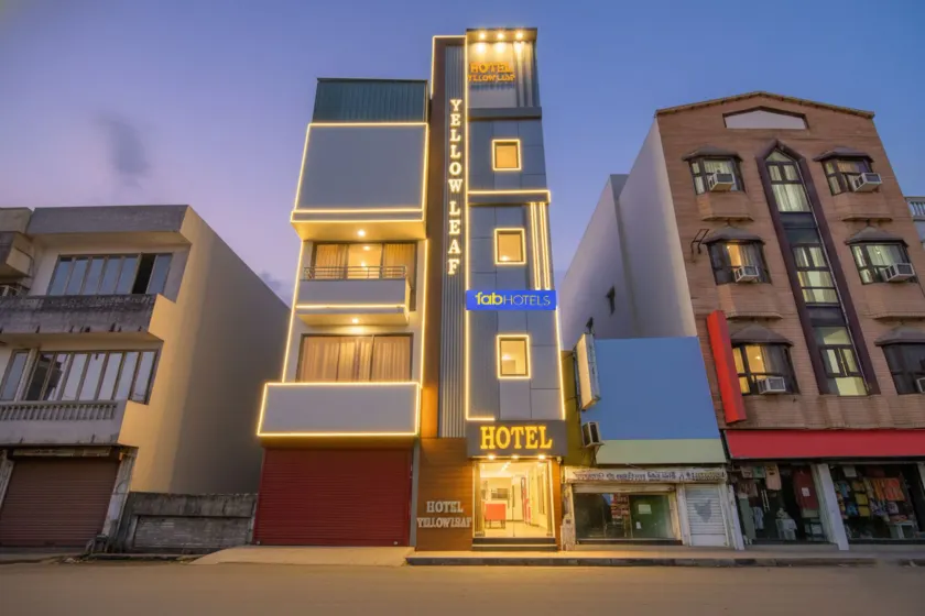 FabHotel Yellow Leaf - Image 1