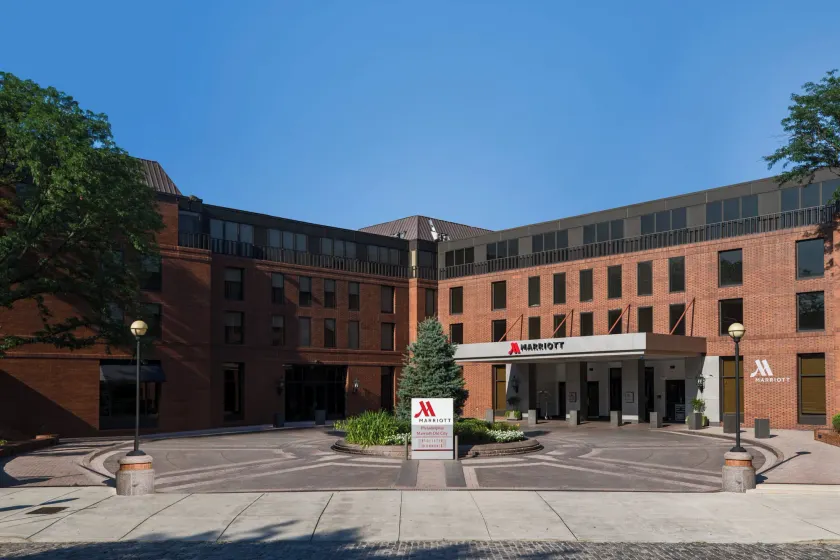 Philadelphia Marriott Old City - Image 1