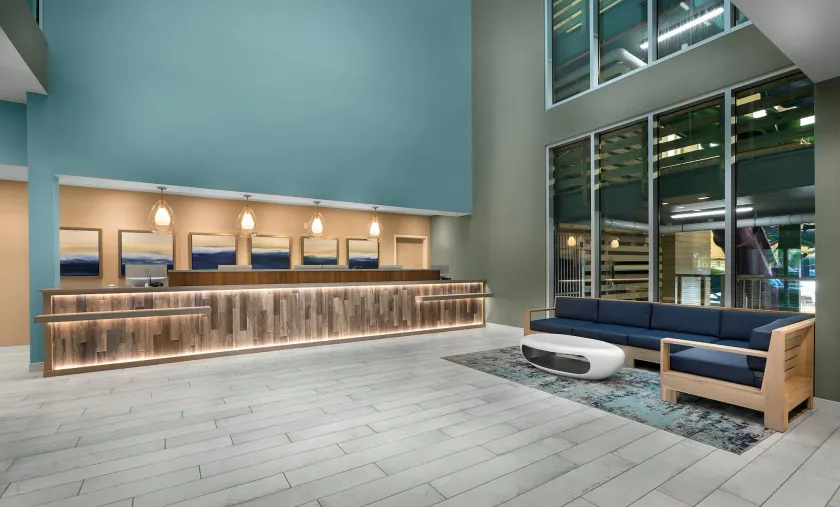 Breakers Resort Hotel - Hall