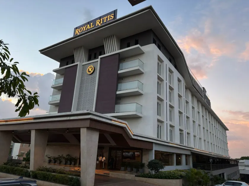 Royal Ritis Hubballi - Image 1