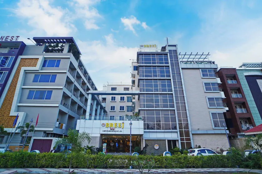 Breej Hotel - Image 1