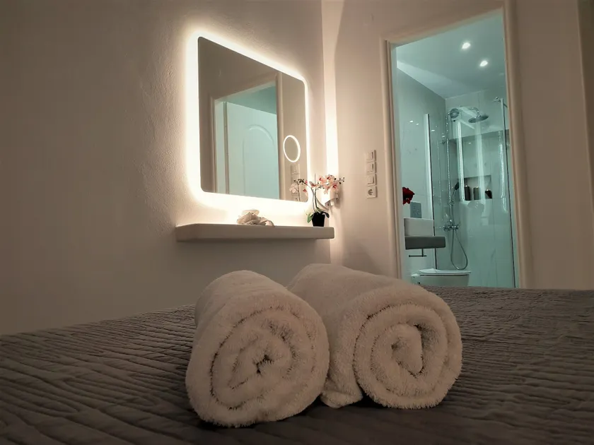 Efthimias Rooms - Zimmer