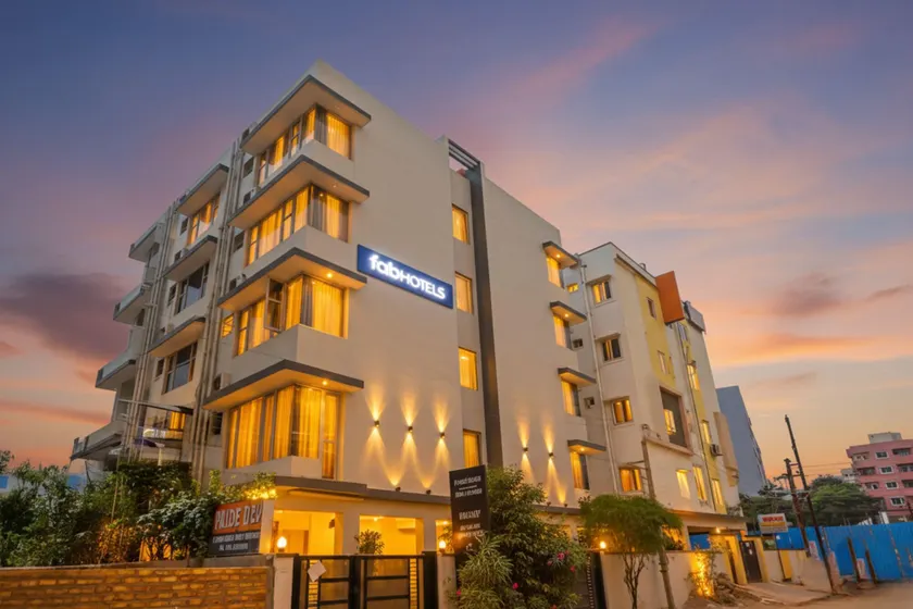 FabHotel Pride Inn - Nr TCS Deccan Park, Hitech City - Image 1