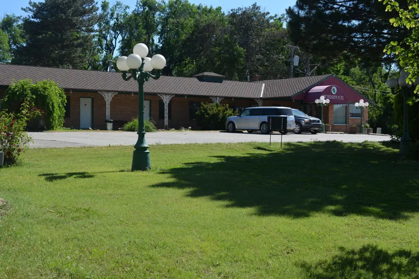 The Evergreen Motel in Kansas - Image 1