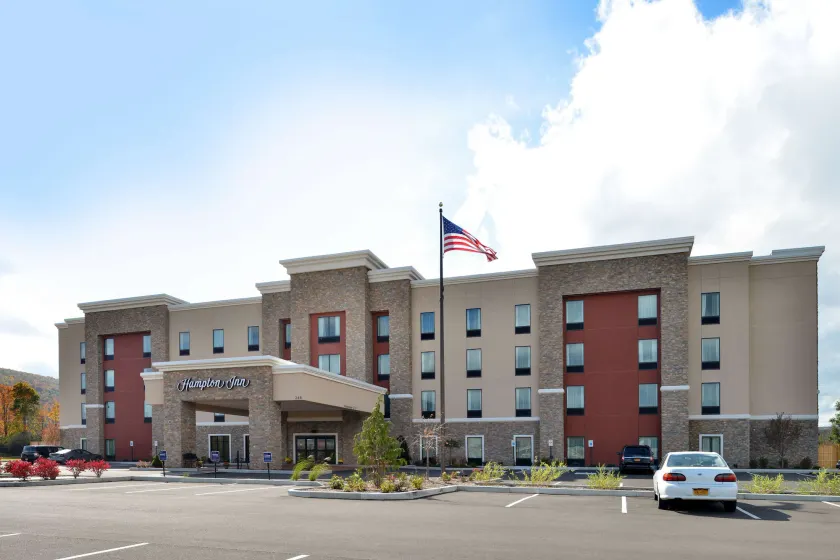 Hampton Inn Corning/Painted Post - Image 1