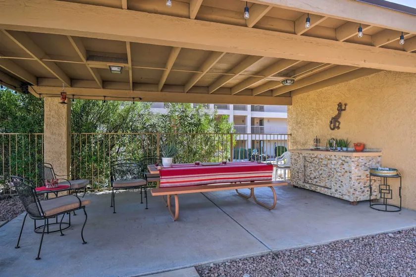 Cozy Fountain Hills Condo w/ Mountain Views! - Innvendig