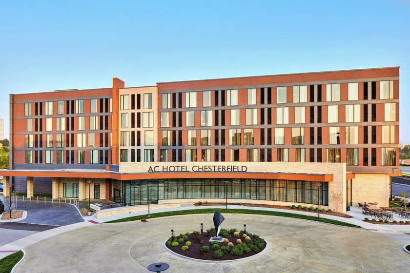 AC Hotel by Marriott St Louis Chesterfield - Image 1