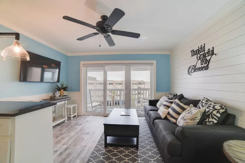 Pool & Direct Beach Access: Corpus Christi Escape - Image 1