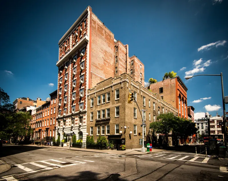 Washington Square Hotel - Image 1