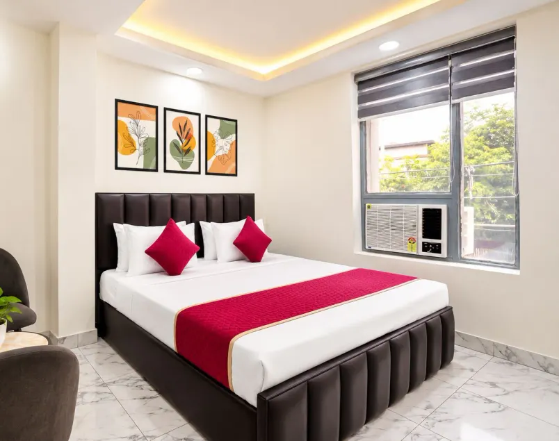 Mauryan Signature Hotel NHPC Metro - Image 1