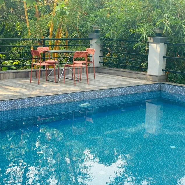 Amazinn Hotel - Image 1